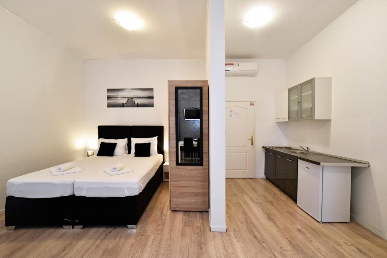 Virtus Apartments And Rooms With Free Private Parking Zagreb Buitenkant foto
